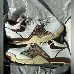 Stussy x Air Flight 89 Low SP “Pecan”